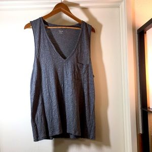 XL Madewell V neck pocket t